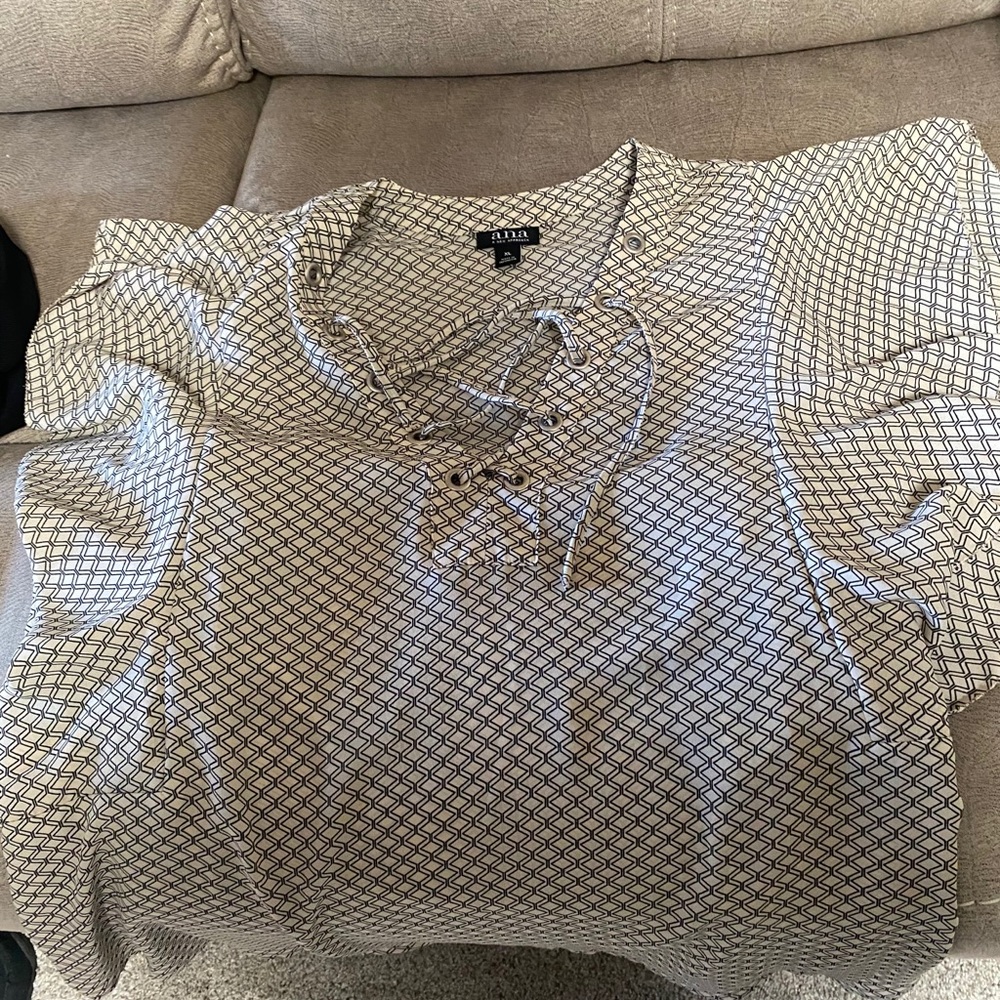 Silky Tie-Up V Neck Blouse